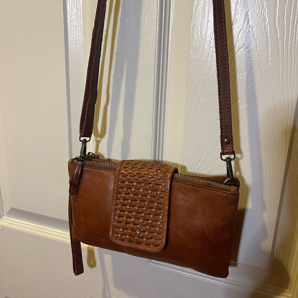 Vilenca Holland Brown Leather Cross-Body Clutch Bag